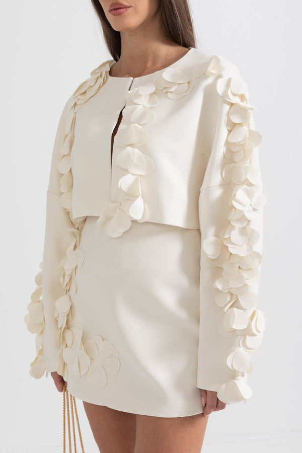 Petal Süslemeli İki Parçalı Takım