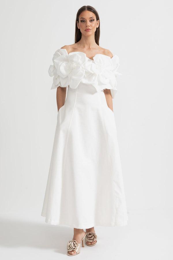 Büyük Kumaş Çiçek Desenli Omuzları Açık Midi Elbise - Beyaz